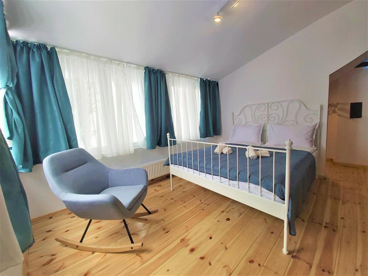 Studio duplex
