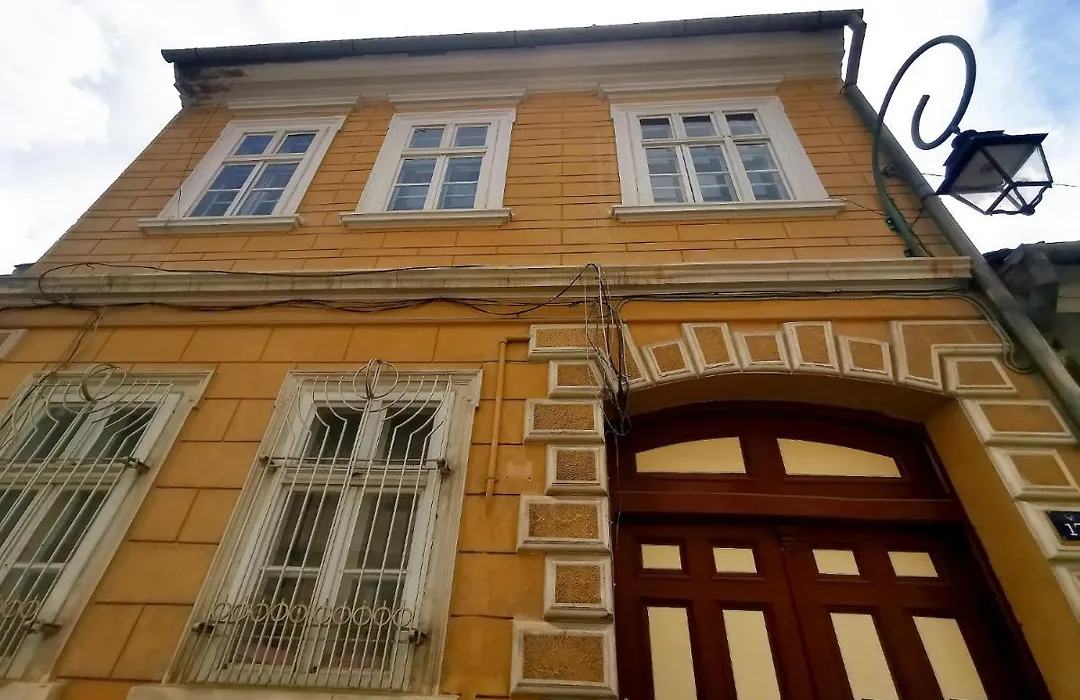 Hhh Sforii Residence-1