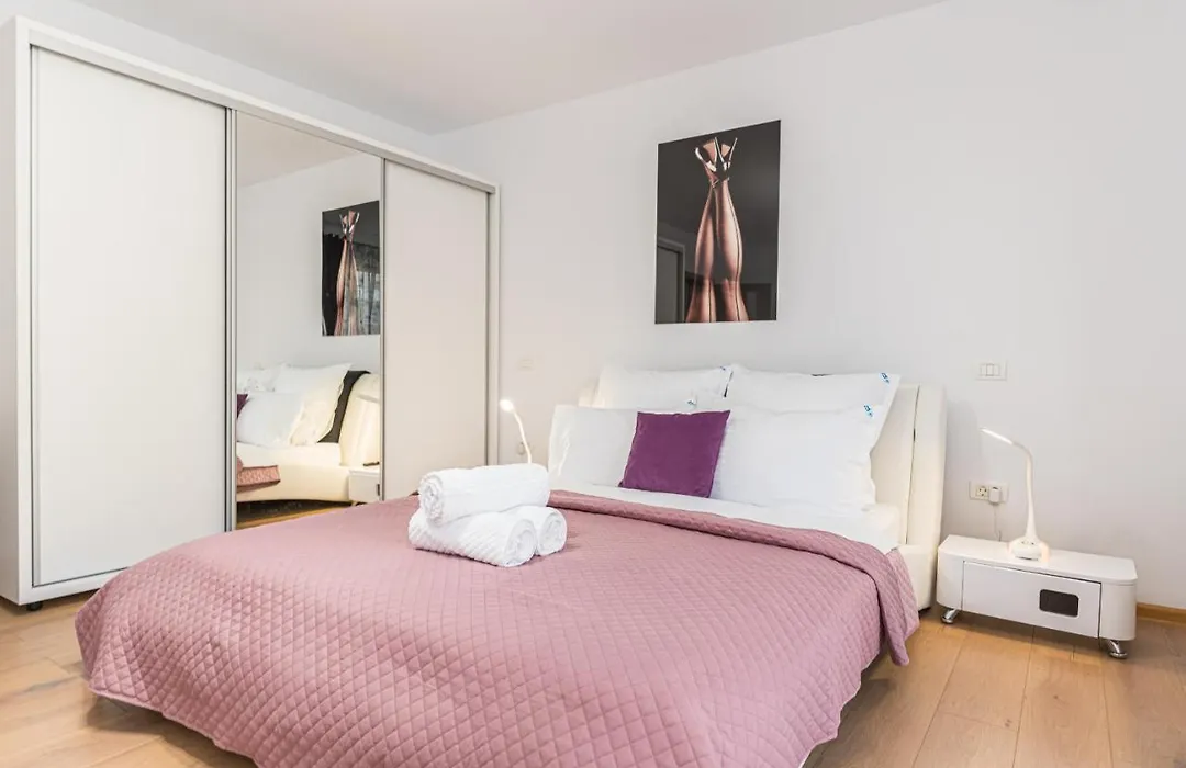 Apartamente Lavender Coressi-1
