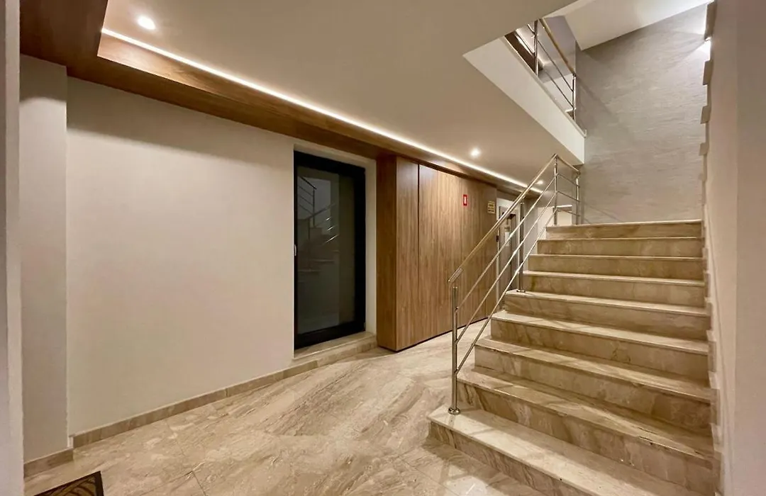 Lucky Residence-1