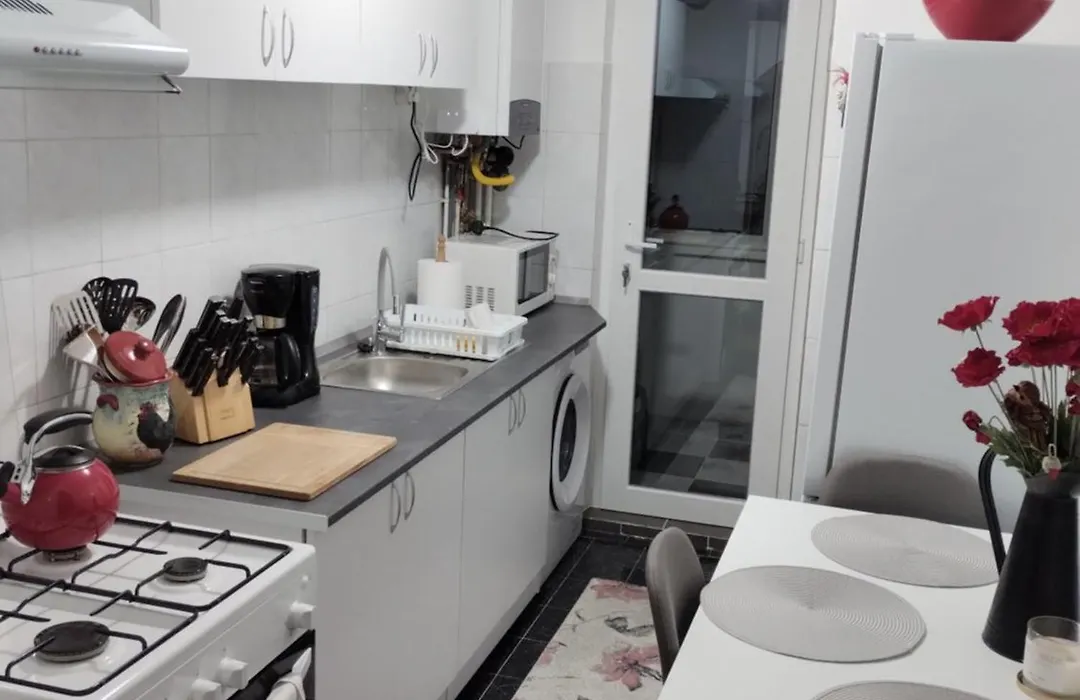 Cri'A Apartament-1