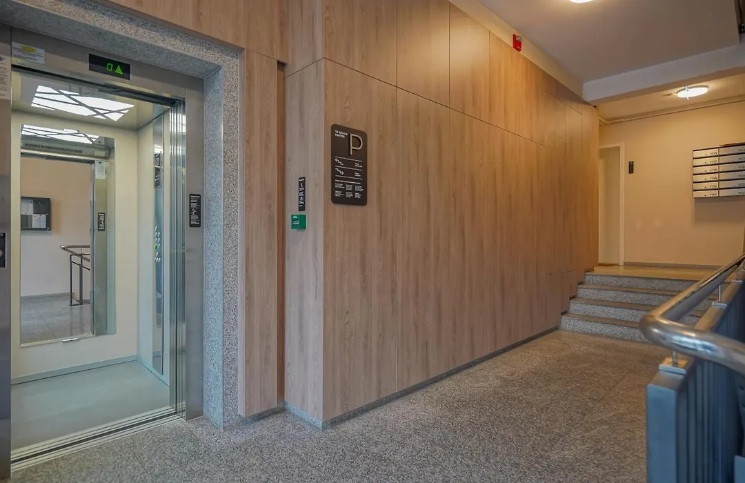 Kasper Studio Coresi-1