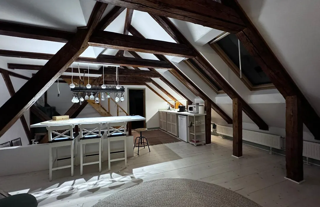 Belle Vista Loft-1