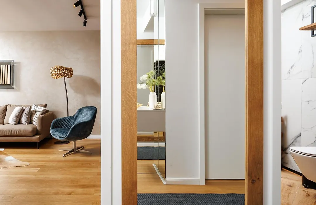 Pure Living Apartment W. Private Parking-1