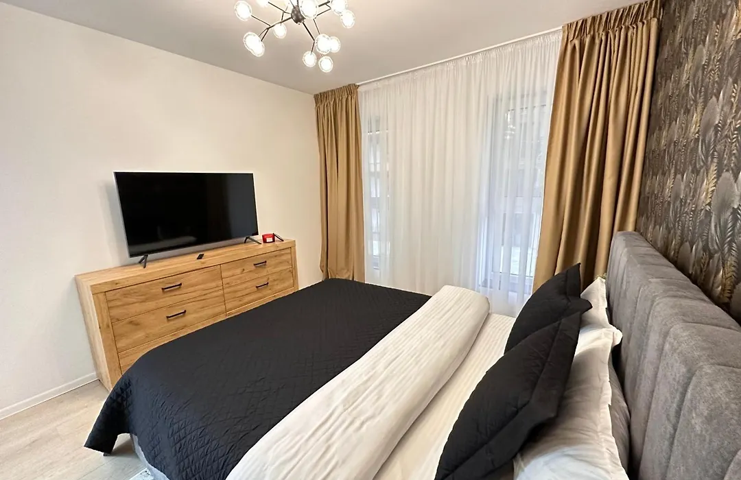 Cozy Cityscape Suites - Near Coresi Mall #Brasov-1