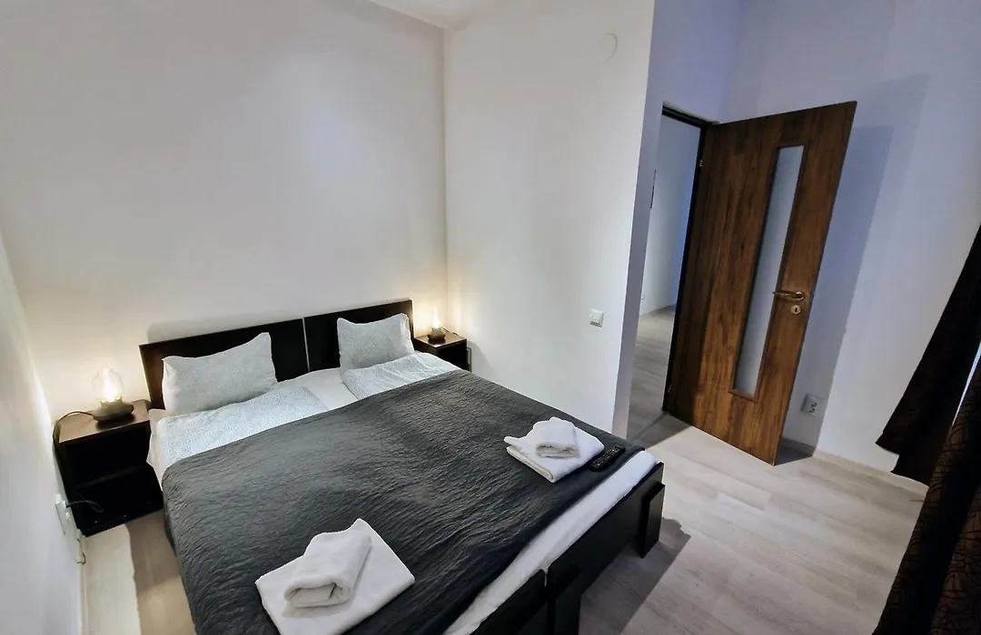 Key Apartments In Main Square-1