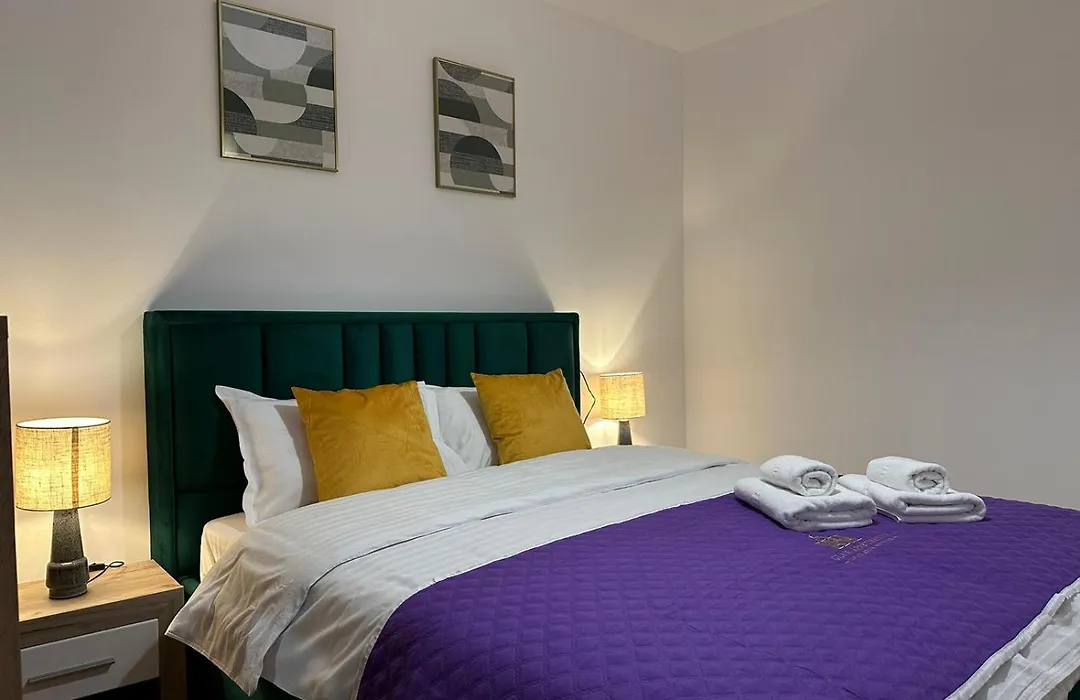 Coresi Mall Area Apartments By Glam Apartments-1