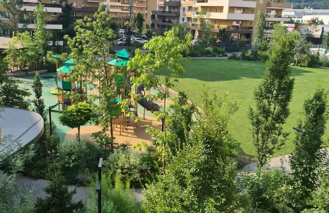 Luxury 2 Bedroom Holiday Apartment-1