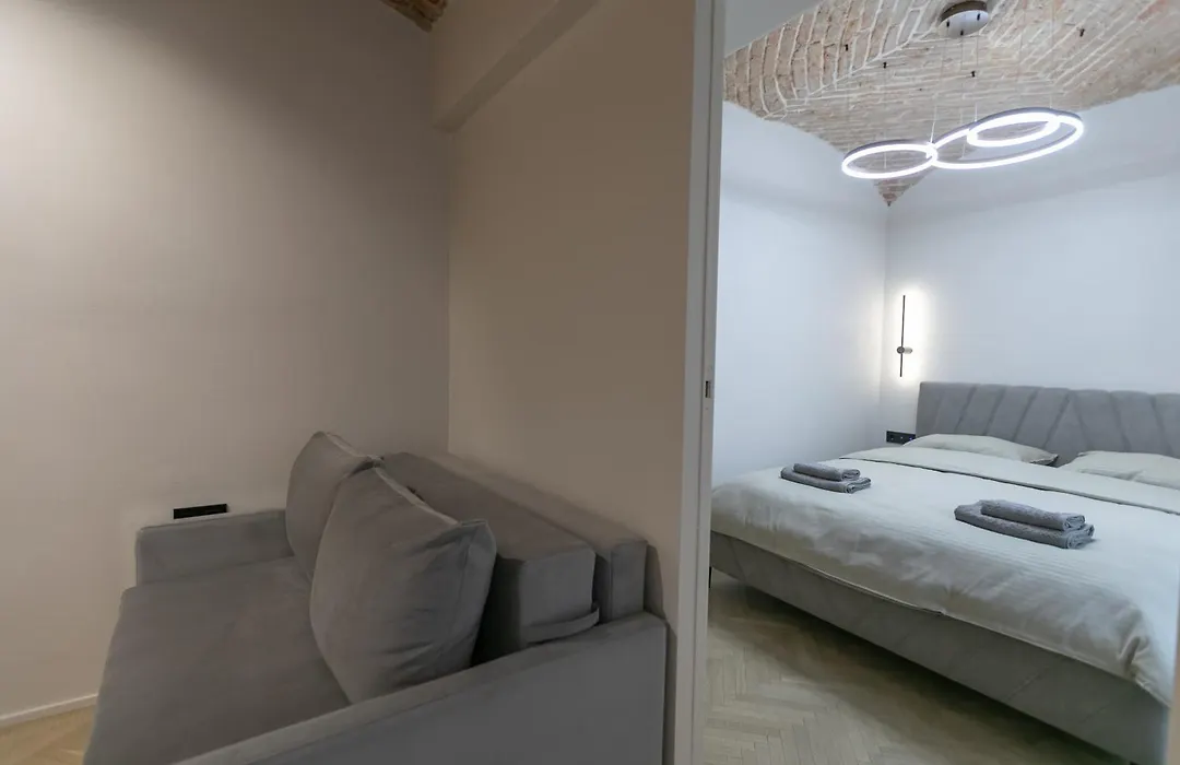 Biagio Boutique Studio - In Old Town - Ultra Central-1