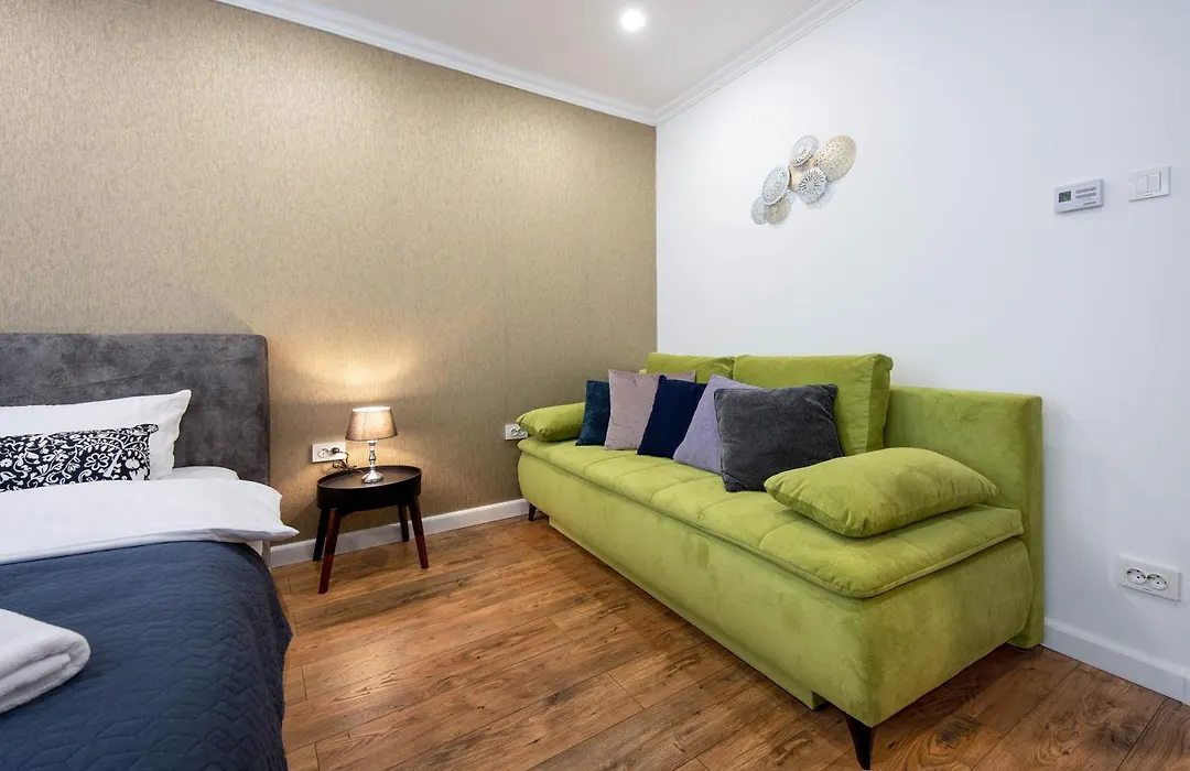 Home Max Apartments-1