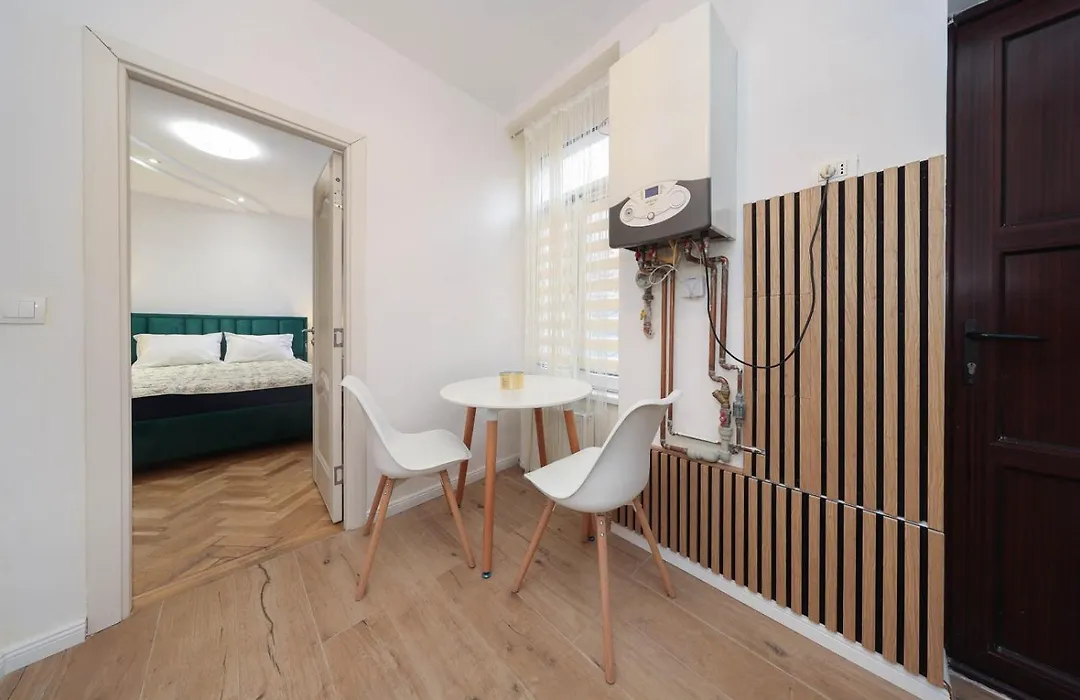 Luluroom-1