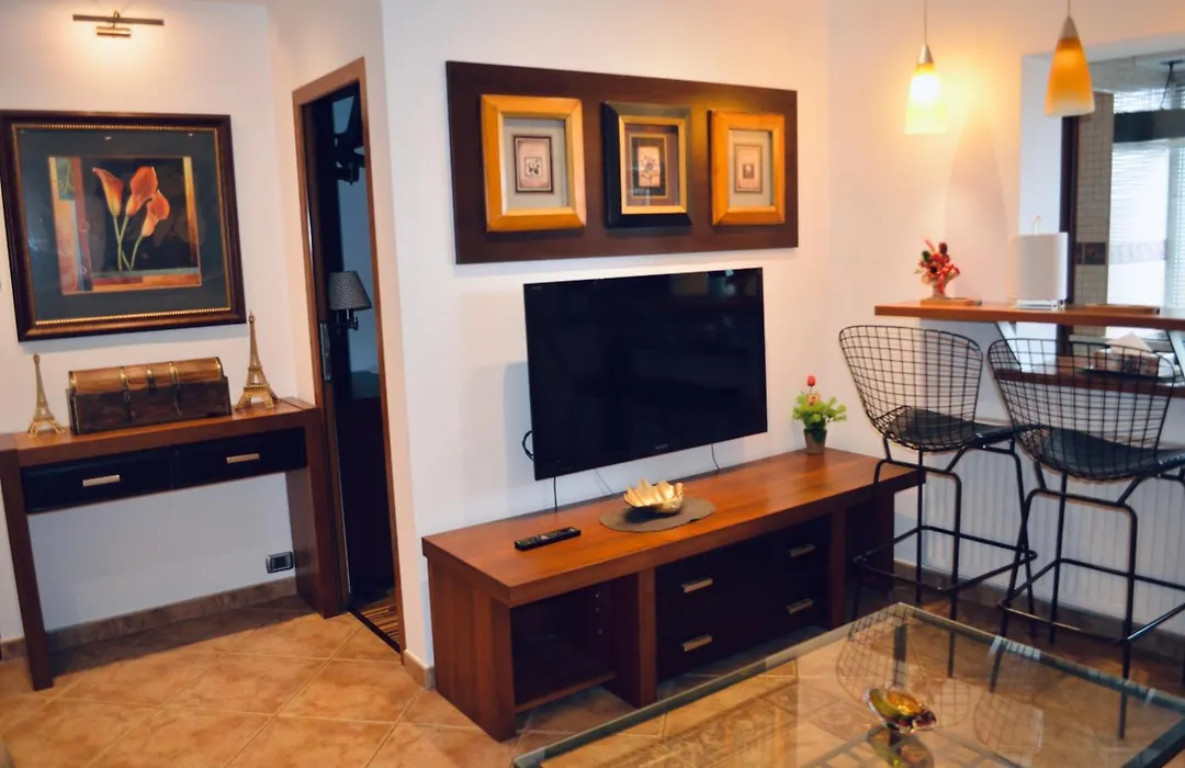 Nairo Aparthotel-1