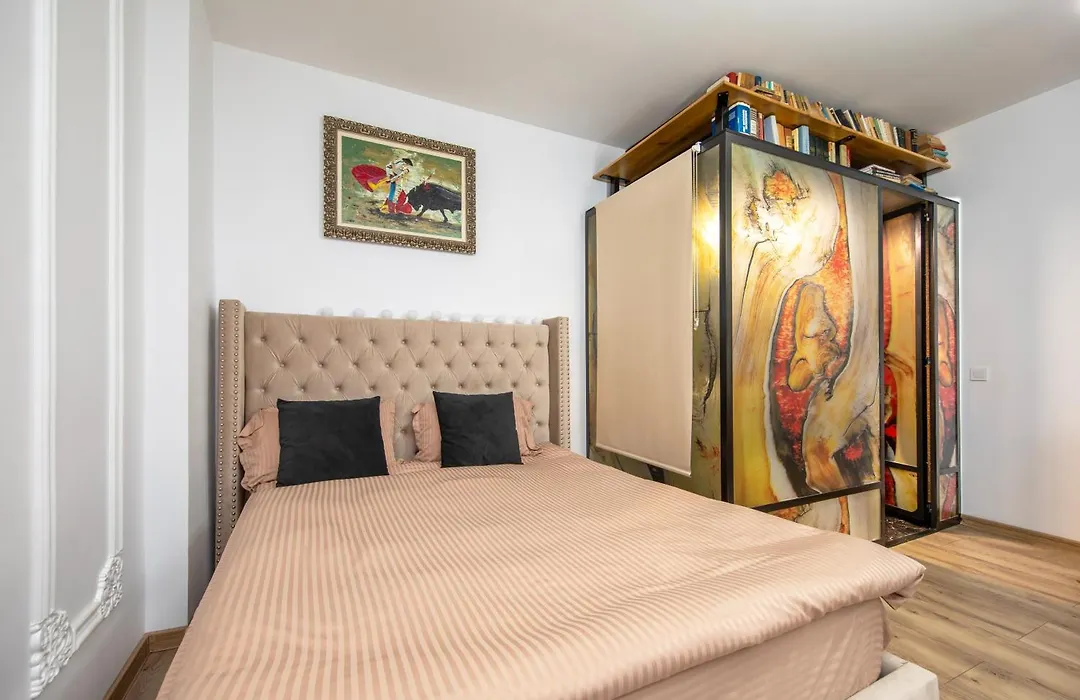 Trinoble Republicii - Comfort Apartment In Old Town-1
