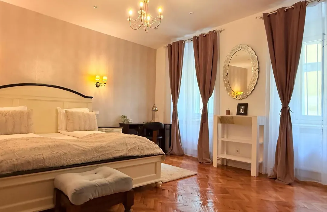 Charme Boutique Old Town-1
