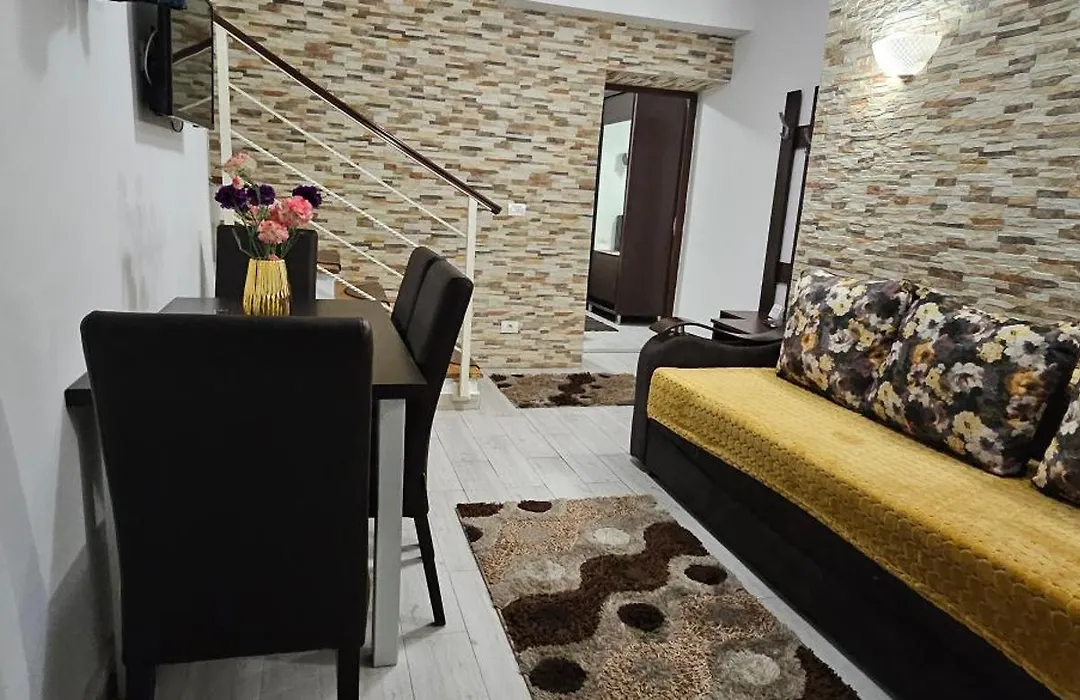 Vila F&C-1