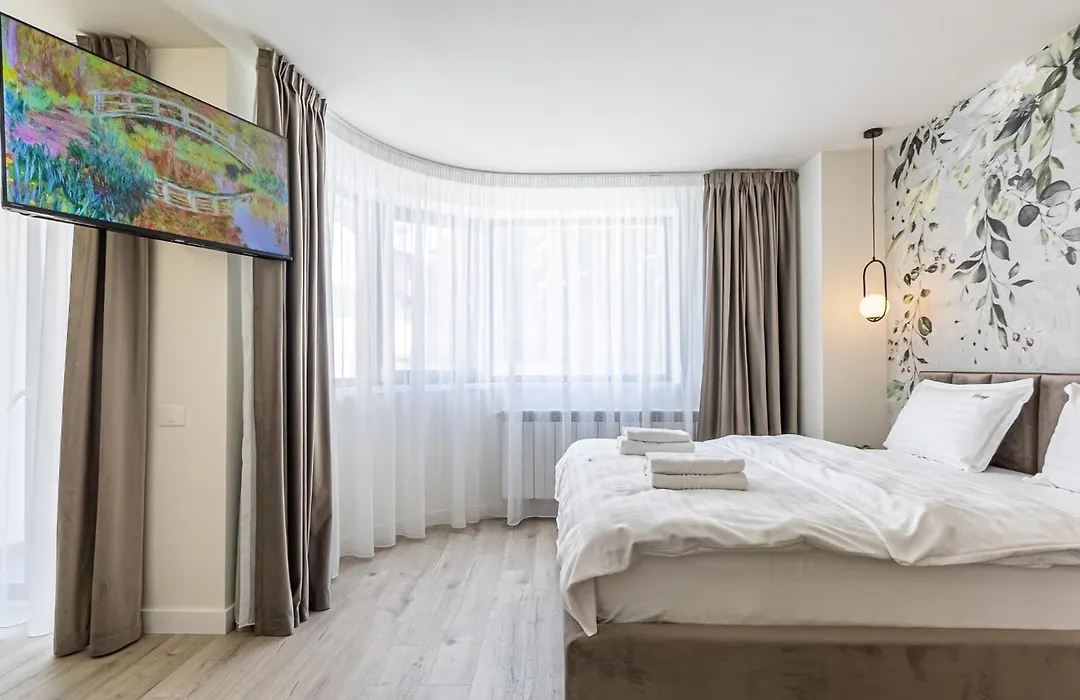 Cozy Luxury Brand New Aparthotel With Studios In Brasov-1