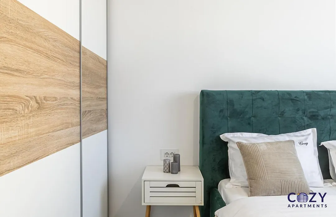 Cozy Premium Suites - Coresi Mall-1