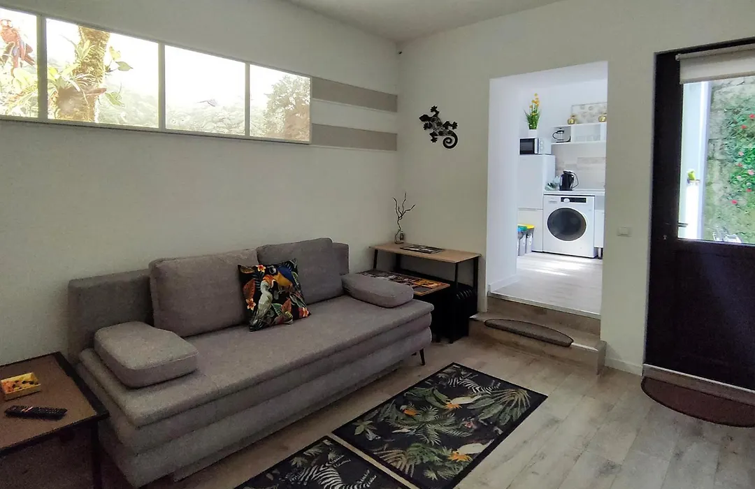 22 Loop Apartment-1