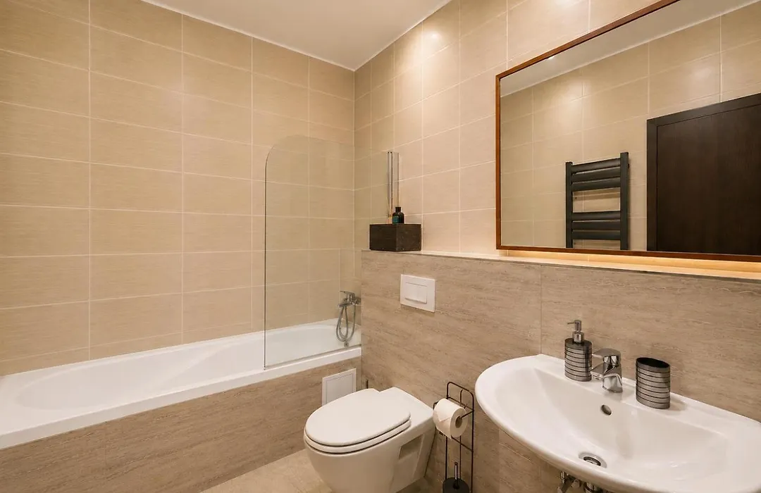 Tampa Gardens Apartments - Adults Only-1