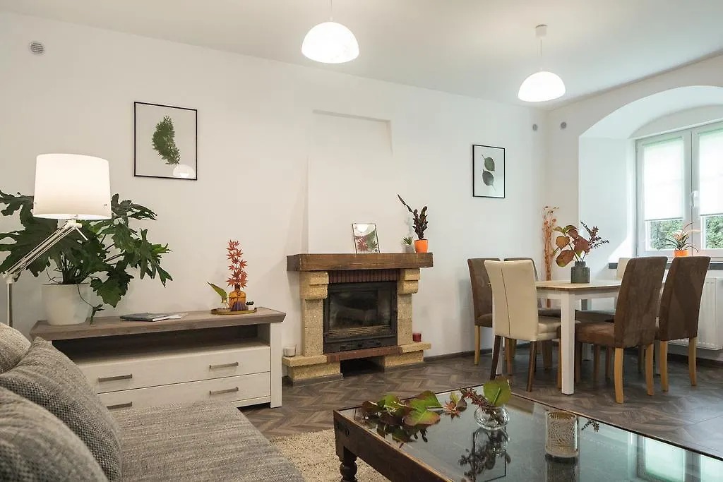 Apartment Schiller 3-1