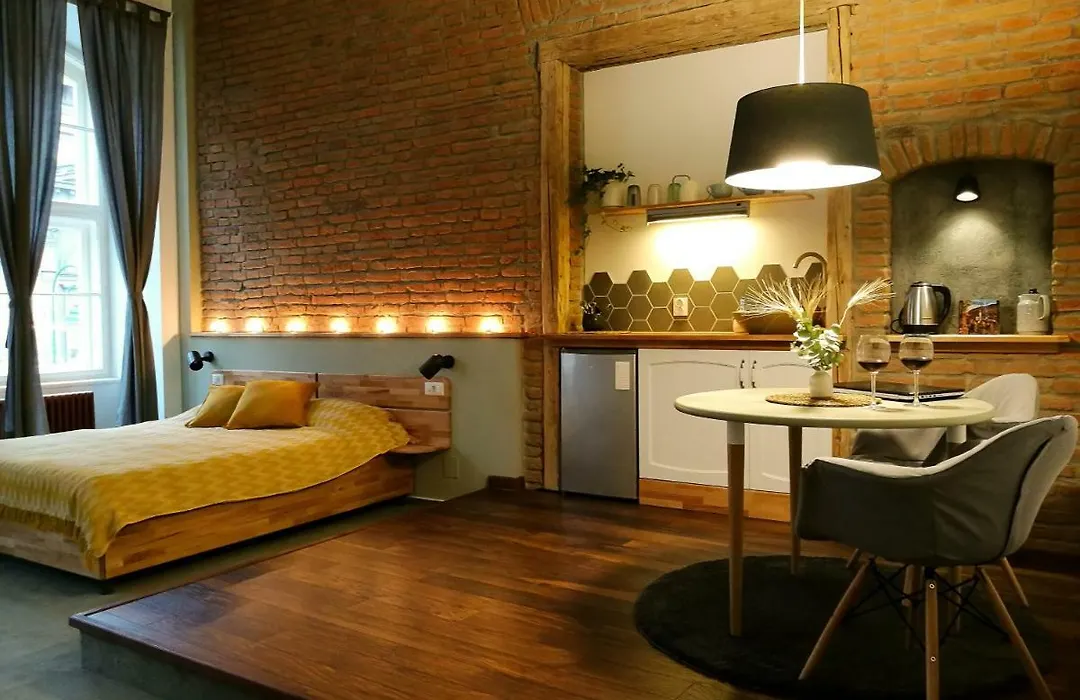 Zada Studio - Old City Center-1
