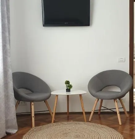 Madalina-3