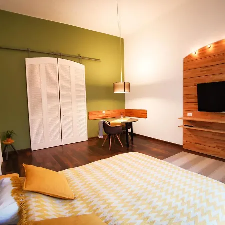 FLH - Mura Studio-3