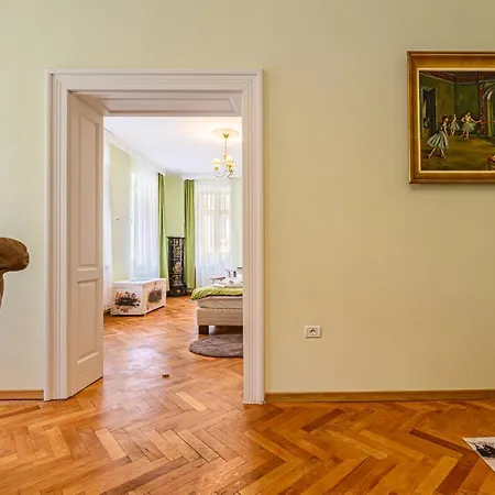 Historical Guesthouse-3