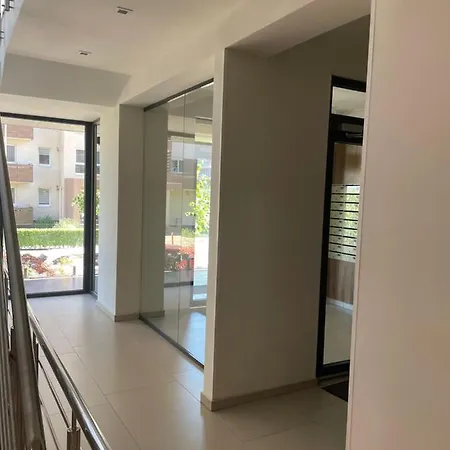 Coresi Long Stay Apartment-2