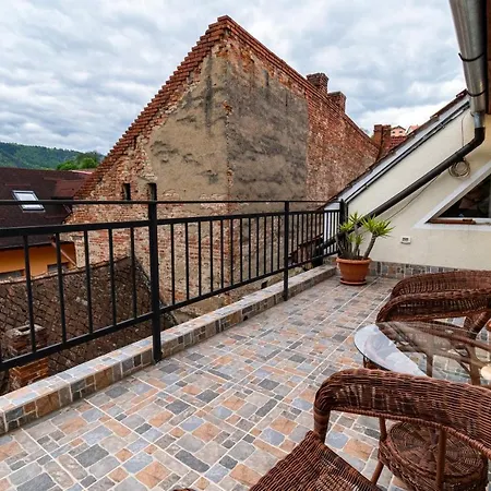 Residence 48 Beautiful Building Within Moments From The Old Town Of Brasov-2