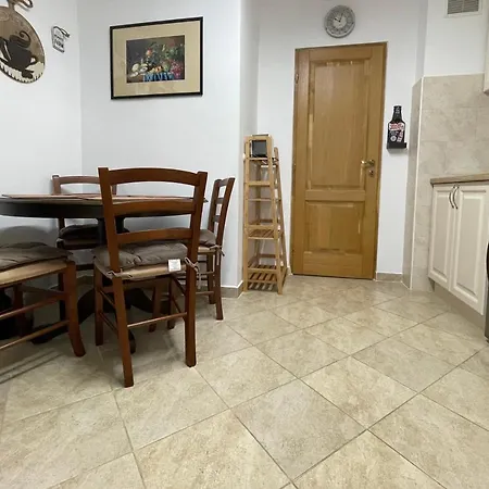 2_Traveler'S Retreat-2