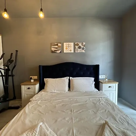 Elisio - Bricks Apartment-2