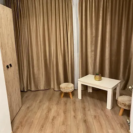 Aparthotel Brasov-3