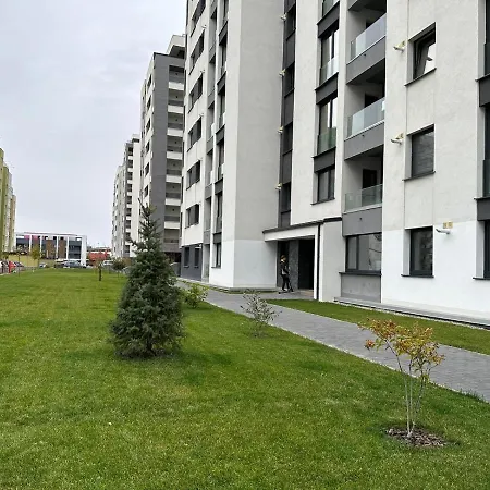 Coresi Mall Area Apartments By Glam Apartments-2