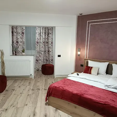 Central Train Station Apartment-2