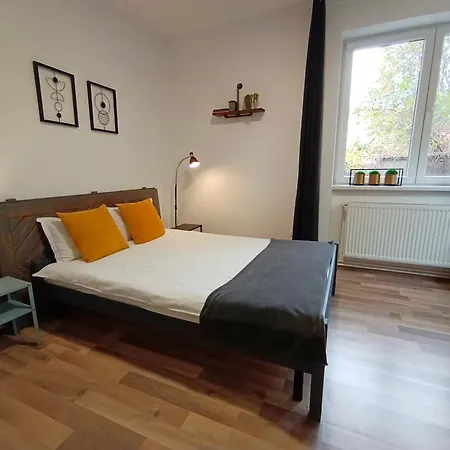 Pif Apartments Sadoveanu-3
