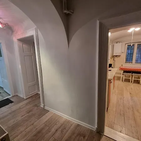 R Castle - 2 Room Apartment-3