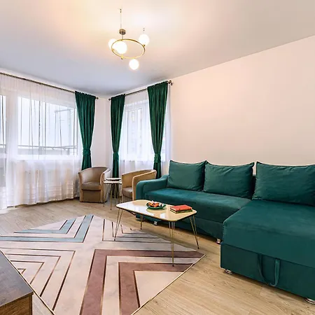 Grandis Coresi Mall Luxury Apartment-2
