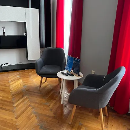 Schei Apartment 2-2