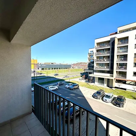 Kasper Coresi Mall - Rise Private Apartments & Suites-2