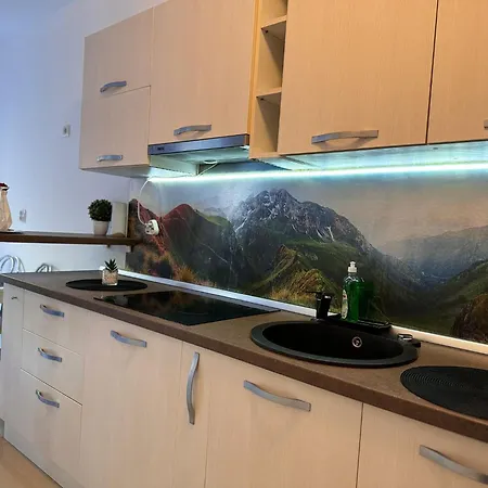 Inisteresidence-3