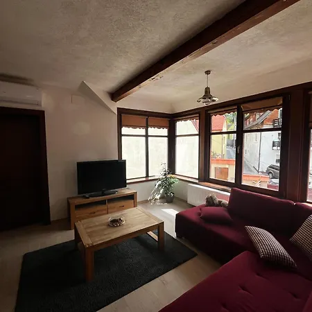 Cozy Apartment-3