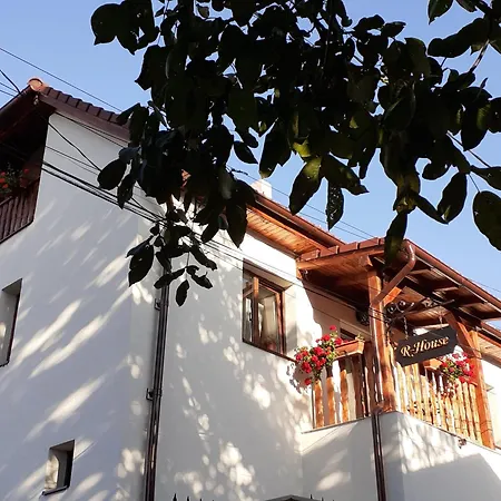 R-House-3