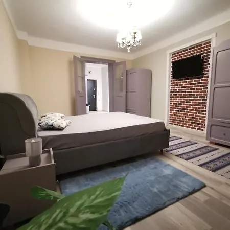 Hhh Sforii Residence-2