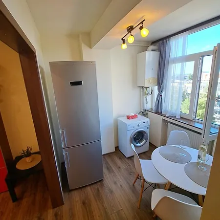 Chic Studio Apartment-2