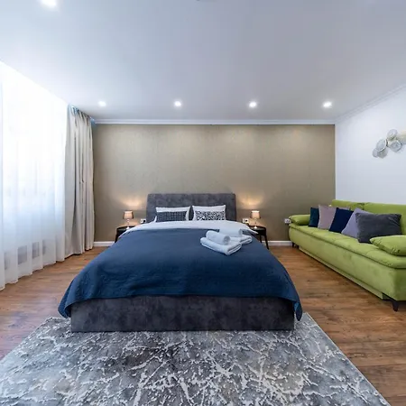 Home Max Apartments-2