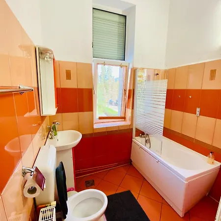 Central 2 Bedrooms Apartment-2