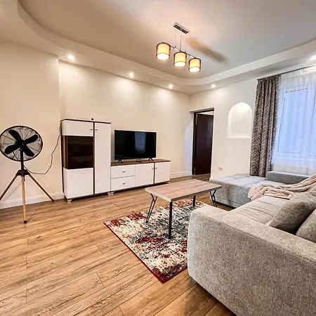 La Teatru - 2BD Apartment near Theatre&Old Town-3