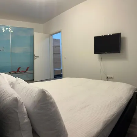 Kronstadter Apartaments 2-3
