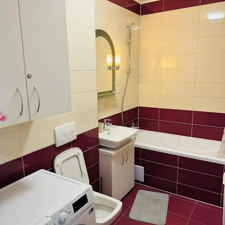 Kronstadter Apartaments 2-2